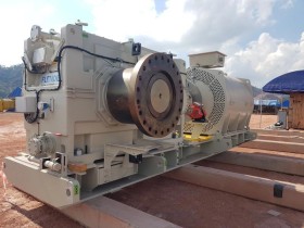 Bộ truyền động Flender 1750kW